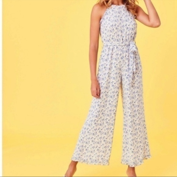 CeCe Pants - NWT! CeCe Sleeveless Floral Print Jumpsuit Blue Size 2